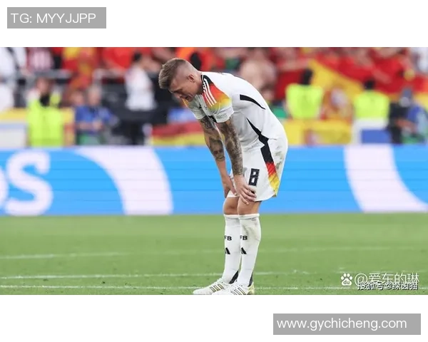 德甲热刺逆转里昂补时绝杀引发争议判罚全场沸腾