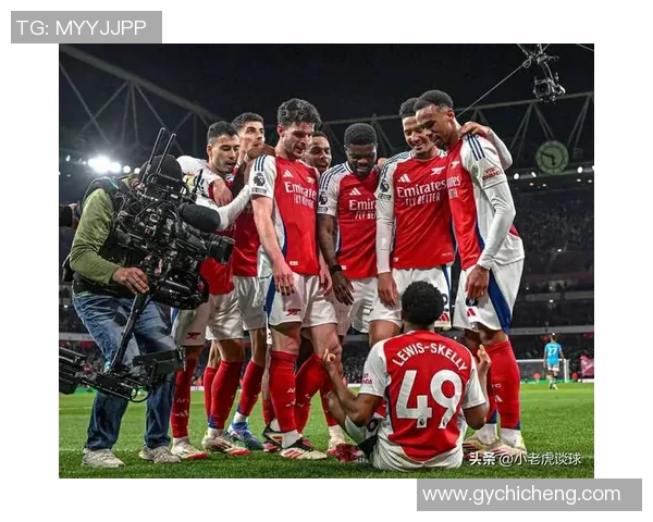 友谊赛巴萨小胜阿森纳红牌争议引发全场热议与转会传闻