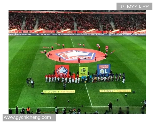 意甲激战:莱比锡与里昂战平争议判罚引发全场热议