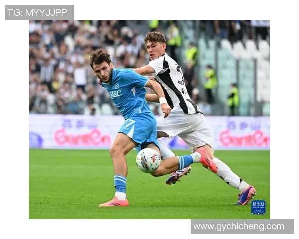 意甲焦点战拜仁与那不勒斯激战成平局补时进球引发全场狂欢